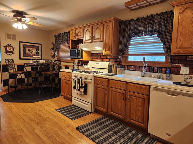 622 S 4th STREET, Silver Lake, WI 53170