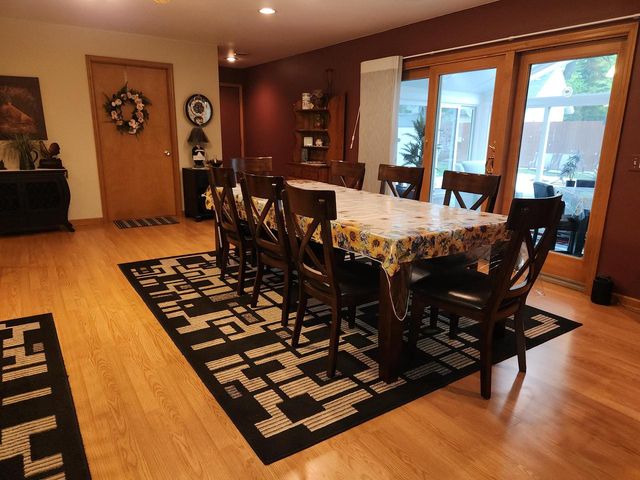 622 S 4th STREET, Silver Lake, WI 53170
