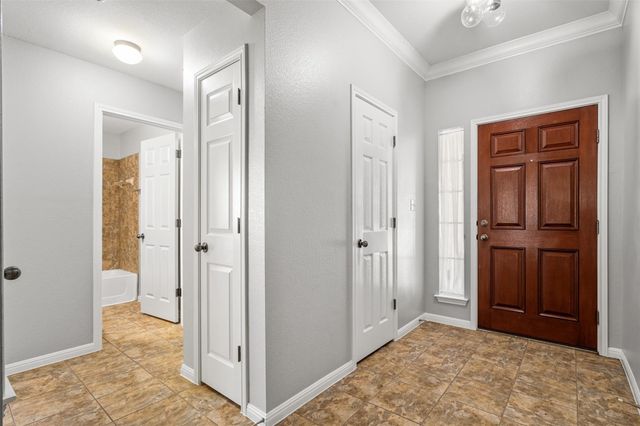 2505 Rusk CT, Round Rock, TX 78665