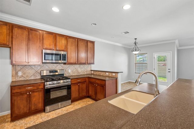 2505 Rusk CT, Round Rock, TX 78665