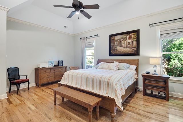 1178 IRWINS GATE DR, Collierville, TN 38017