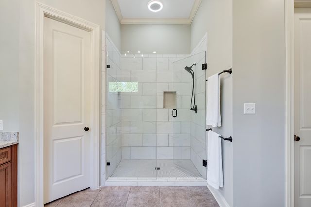 1178 IRWINS GATE DR, Collierville, TN 38017