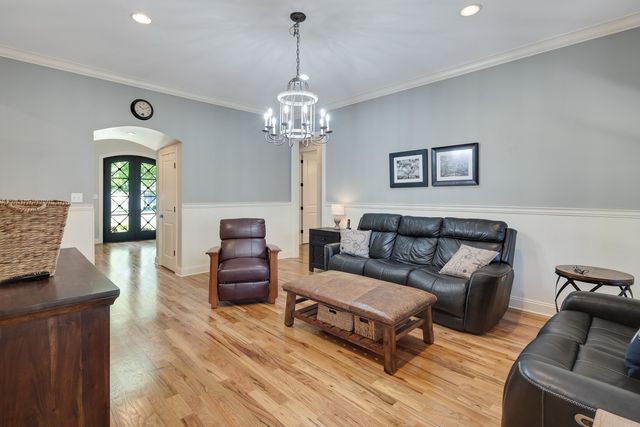 1178 IRWINS GATE DR, Collierville, TN 38017