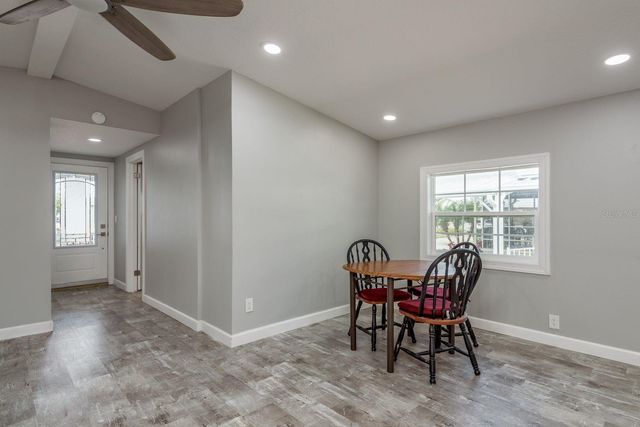 108 DOLPHIN DRIVE E, Oldsmar, FL 34677