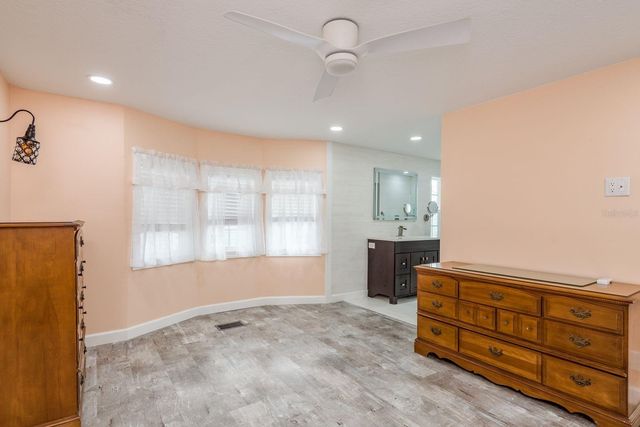 108 DOLPHIN DRIVE E, Oldsmar, FL 34677