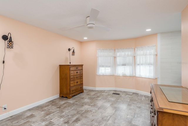 108 DOLPHIN DRIVE E, Oldsmar, FL 34677