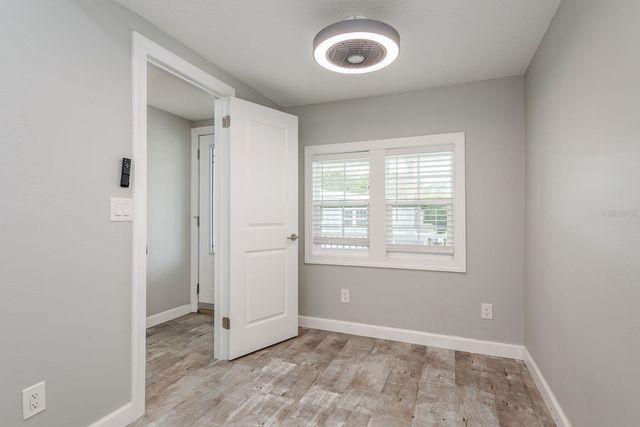 108 DOLPHIN DRIVE E, Oldsmar, FL 34677