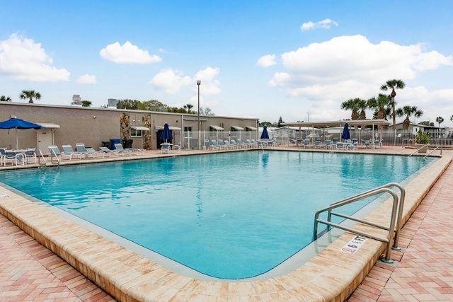 108 DOLPHIN DRIVE E, Oldsmar, FL 34677