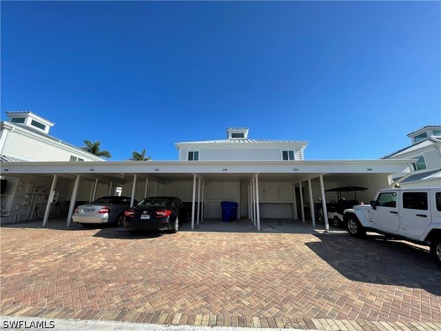 254 6TH AVE S 8, Naples, FL 34102