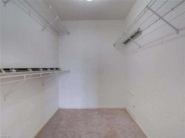 1720 Orchard WAY, Chesapeake, VA 23320