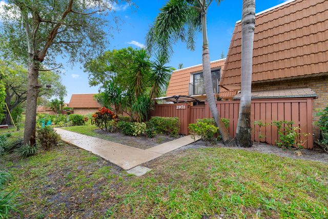 2971 SW 11 Place, Deerfield Beach, FL 33442