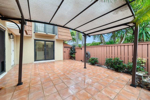 2971 SW 11 Place, Deerfield Beach, FL 33442