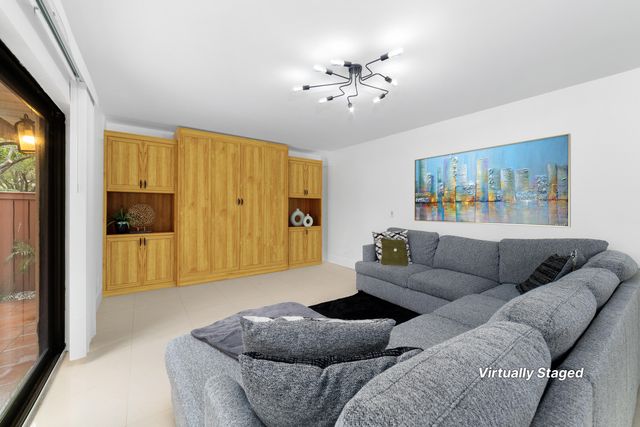 2971 SW 11 Place, Deerfield Beach, FL 33442