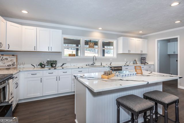 121 Haley Mountain Road, Talking Rock, GA 30175