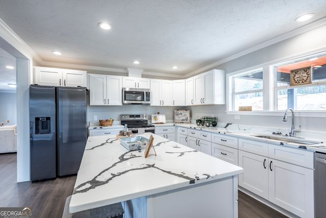 121 Haley Mountain Road, Talking Rock, GA 30175