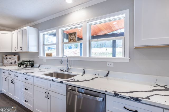 121 Haley Mountain Road, Talking Rock, GA 30175