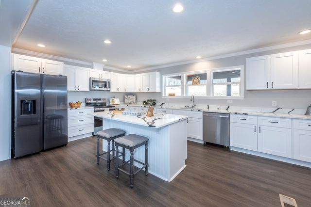 121 Haley Mountain Road, Talking Rock, GA 30175