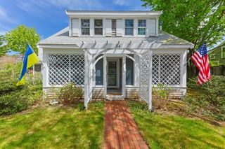 54 Smith Street, West Harwich, MA 02671