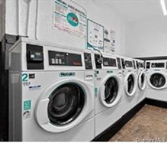 355 Bronx River Road 6I, Yonkers, NY 10704