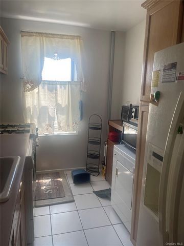 355 Bronx River Road 6I, Yonkers, NY 10704