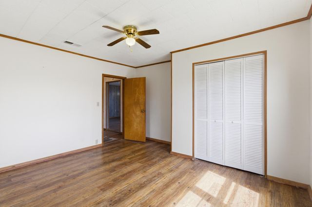 406 W Wishart Street, Monett, MO 65708