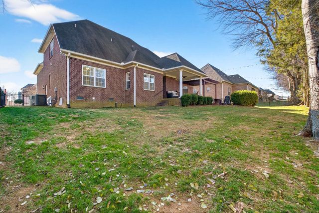 1007 Nealcrest Cir, Spring Hill, TN 37174