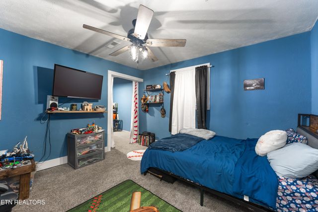 257 N Dark Hollow Rd, Andersonville, TN 37705