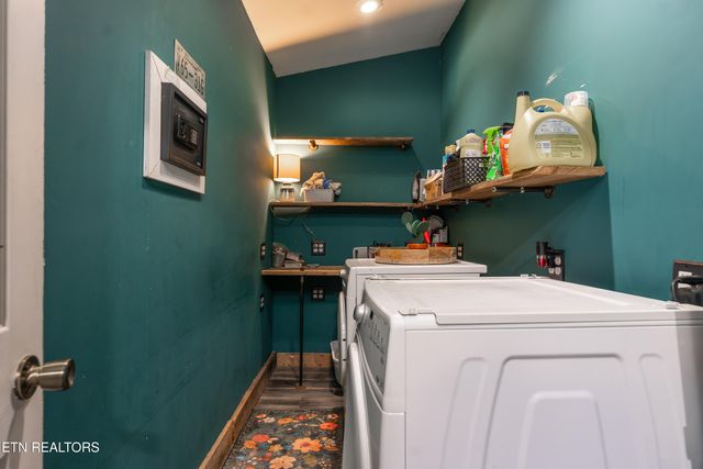 257 N Dark Hollow Rd, Andersonville, TN 37705