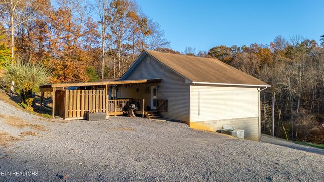 257 N Dark Hollow Rd, Andersonville, TN 37705