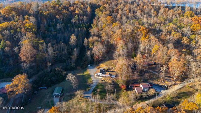 257 N Dark Hollow Rd, Andersonville, TN 37705