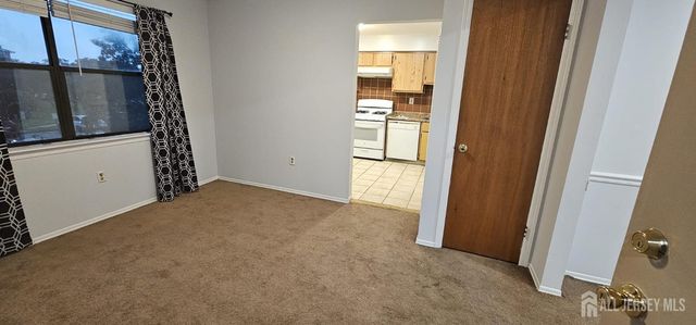 1909 Raspberry Court, Edison, NJ 08817