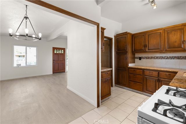 26919 Messina, Highland, CA 92346