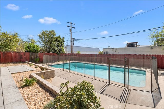 26919 Messina, Highland, CA 92346