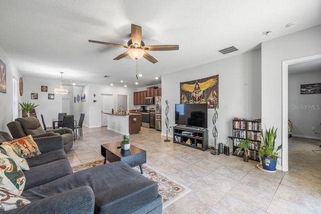 3703 GLOBE THISTLE DRIVE, Tampa, FL 33619