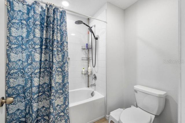 3703 GLOBE THISTLE DRIVE, Tampa, FL 33619