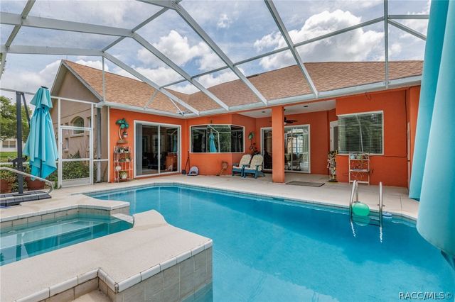 11 Gingerwood Drive, Homosassa, FL 34446