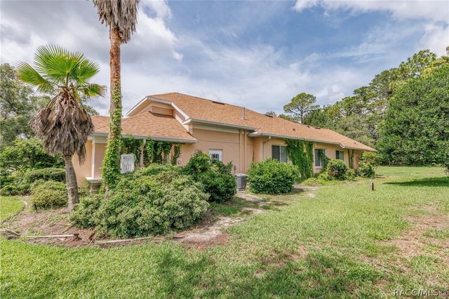 11 Gingerwood Drive, Homosassa, FL 34446