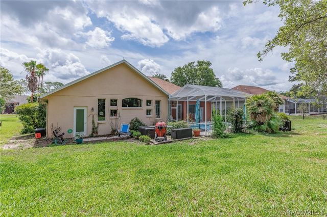 11 Gingerwood Drive, Homosassa, FL 34446
