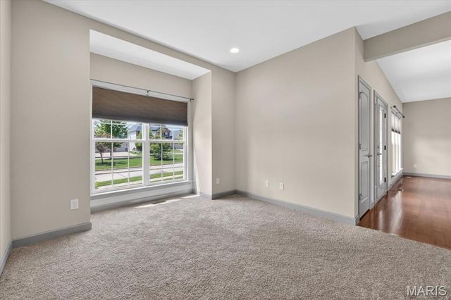 1220 Talbridge Way, St Charles, MO 63303