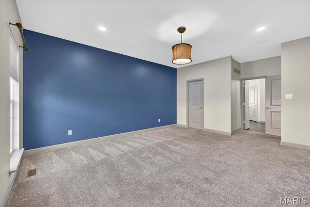 1220 Talbridge Way, St Charles, MO 63303