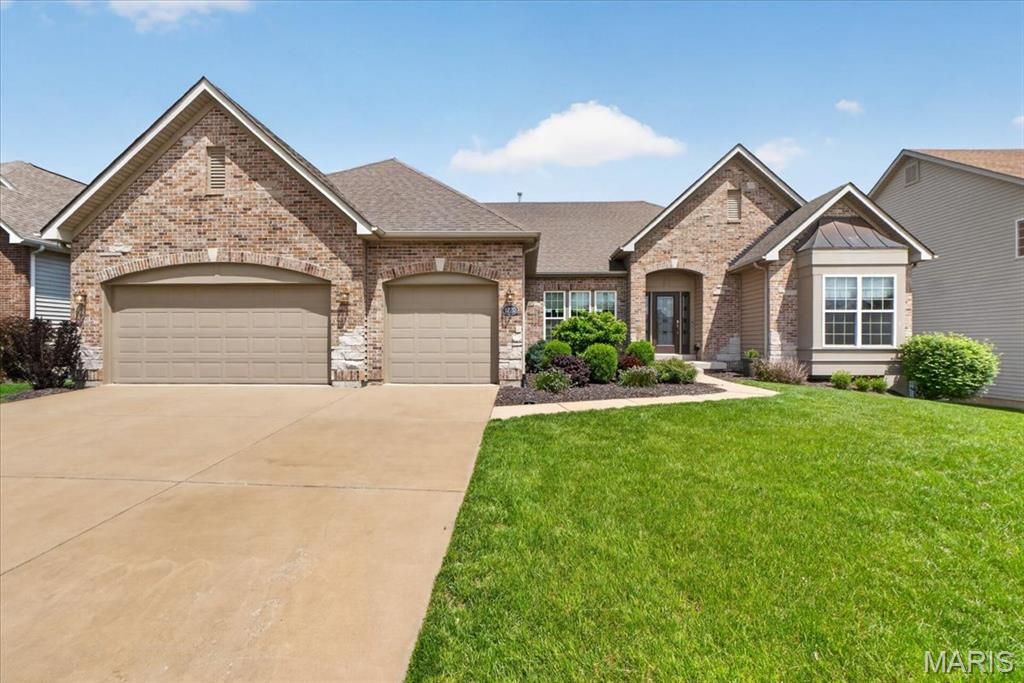 1220 Talbridge Way, St Charles, MO 63303
