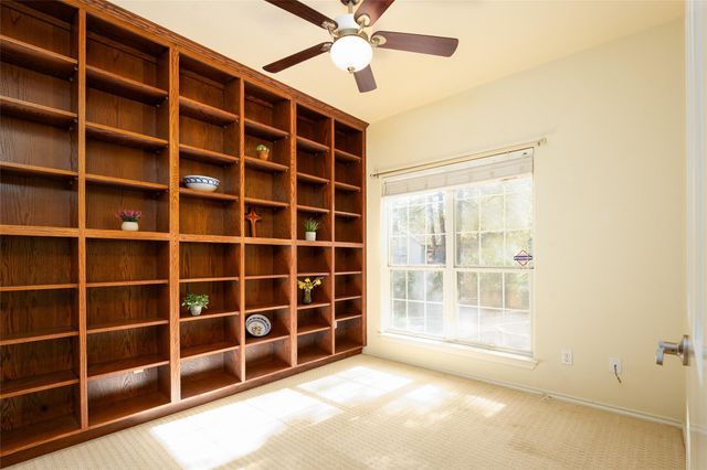 190 Shady Bluff DR, Wimberley, TX 78676