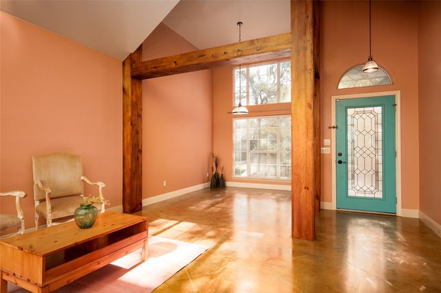 190 Shady Bluff DR, Wimberley, TX 78676