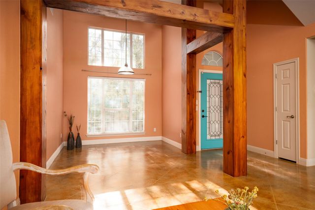 190 Shady Bluff DR, Wimberley, TX 78676