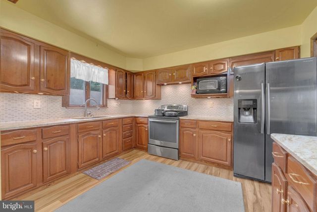 60 WATERFORD RD, Hammonton, NJ 08037