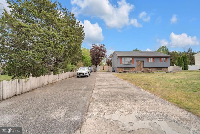 60 WATERFORD RD, Hammonton, NJ 08037