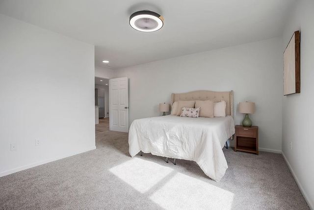 725 Pacific Avenue, Osawatomie, KS 66064