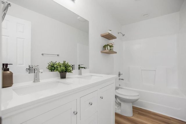 725 Pacific Avenue, Osawatomie, KS 66064