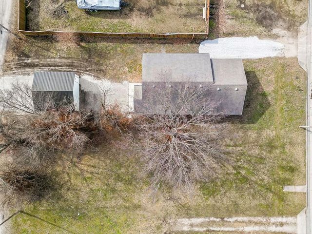 725 Pacific Avenue, Osawatomie, KS 66064