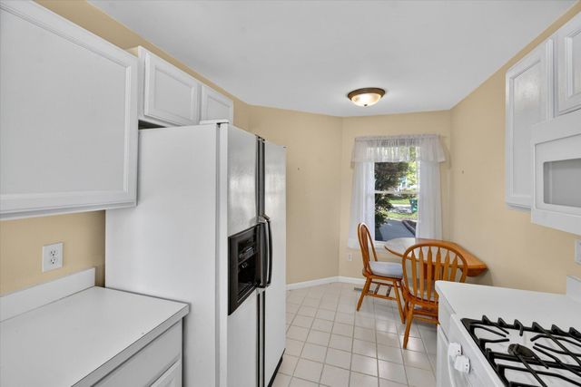 1434 Steeplechase Court 60, Howell, MI 48843